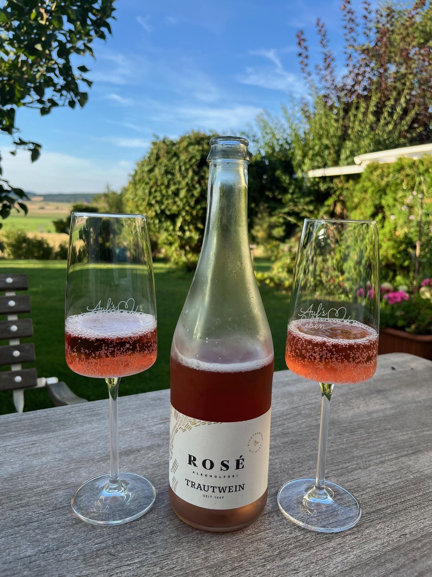 Alkoholfreier Rosé-Secco